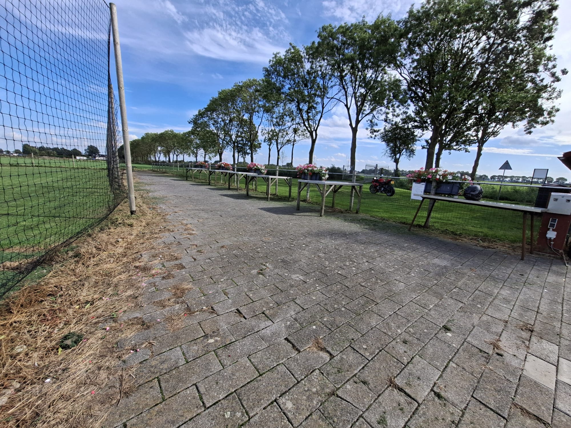 Opstelplaatsen bij het vliegveld